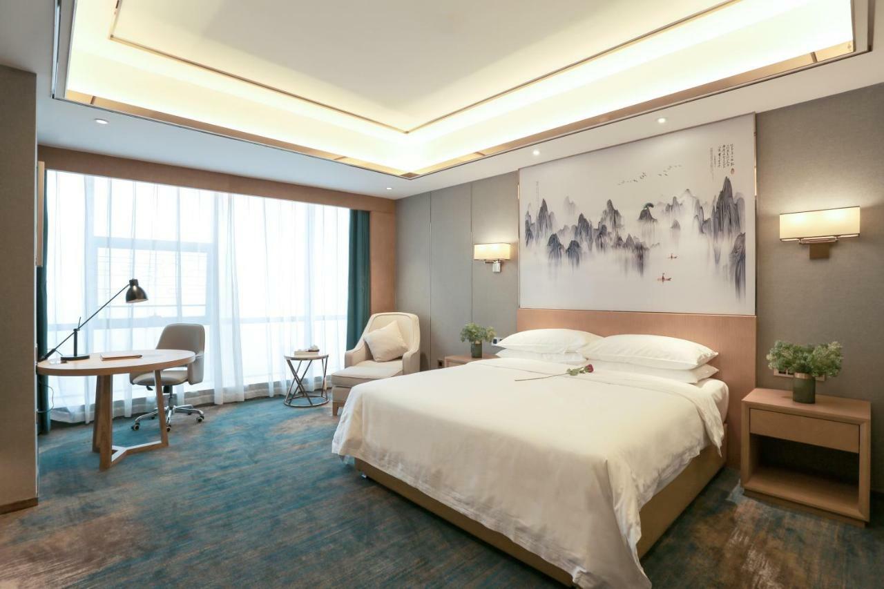 Venus Royal Hotel Foshan Kuiqi Road Metro Station Exterior foto